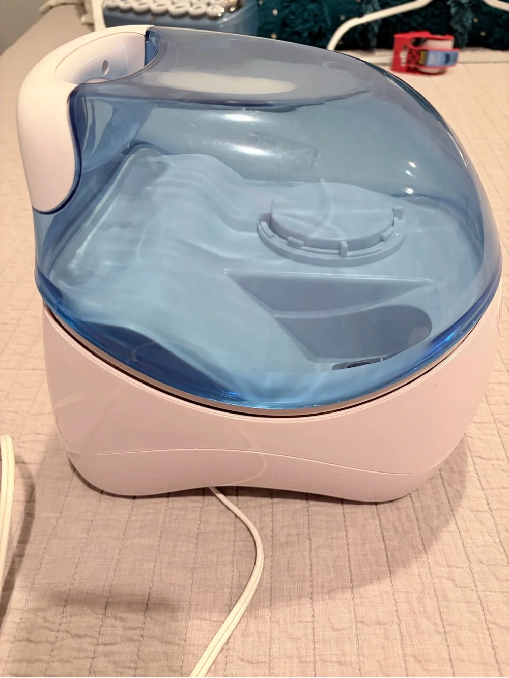 Vicks V3100 Cool Mist Humidifier Filtered Evaporative Quiet Home